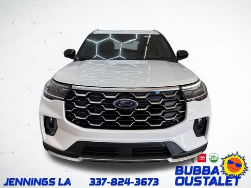 New 2026 Ford Explorer Platinum image 9