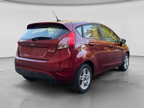 Used 2017 Ford Fiesta SE FWD image 5
