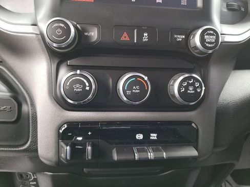 Used 2022 RAM 2500 Big Horn image 24