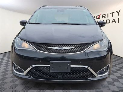 Used 2019 Chrysler Pacifica Touring-L Plus w/ Advanced Safetytec Group