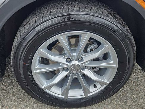 Used 2024 Honda CR-V EX-L image 9