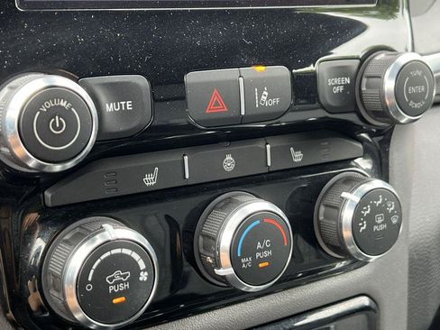 Used 2025 RAM 1500 Big Horn AWD/4WD image 25