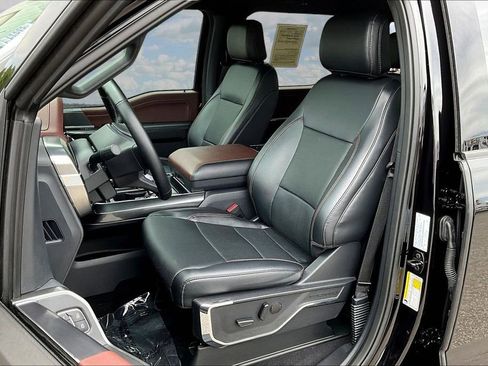 Used 2023 Ford F150 Lariat AWD/4WD image 24