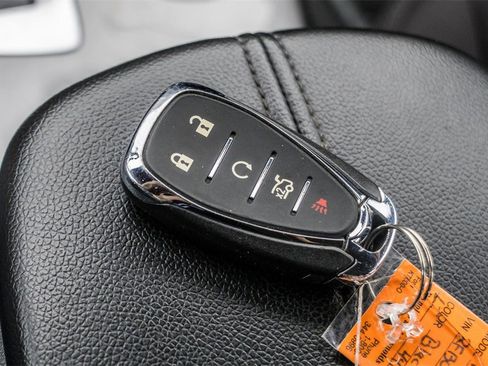 Used 2024 Chevrolet Malibu LT image 26