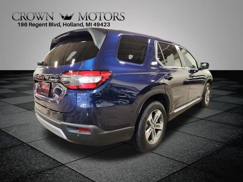 Certified 2025 Honda Pilot EX-L image 3