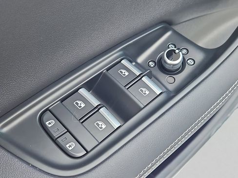 Certified 2025 Audi Q7 3.0T Premium Plus w/ Premium Plus Package image 30