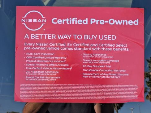 Certified 2025 Nissan Kicks SR FWD image 4