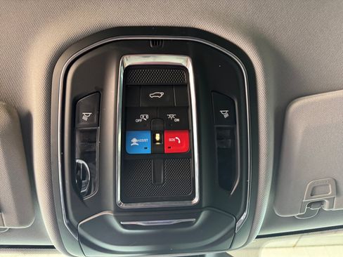 Used 2021 Jeep Grand Cherokee L Limited AWD/4WD image 21