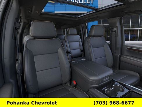 New 2026 Chevrolet Suburban Premier AWD/4WD image 16