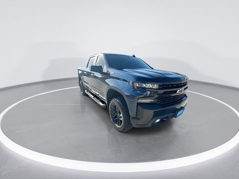 Used 2019 Chevrolet Silverado 1500 LT Trail Boss AWD/4WD image 2