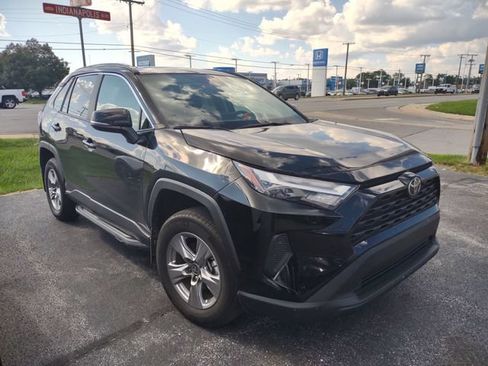 Used 2024 Toyota RAV4 XLE w/ Convenience Package AWD/4WD image 1