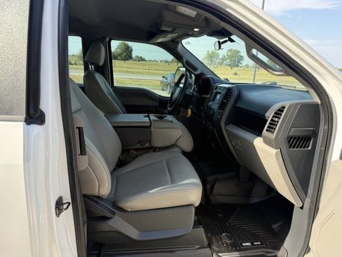 Used 2022 Ford F250 XL w/ Power Equipment Group AWD/4WD image 8