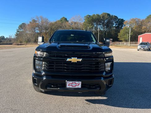 New 2026 Chevrolet Silverado 2500 Custom w/ Z71 Off-Road Package image 10