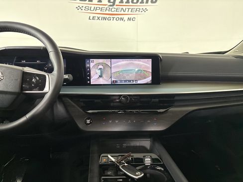 Used 2025 Nissan Murano SL AWD/4WD image 26