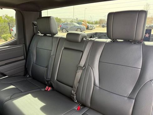 Used 2025 Toyota Tundra Platinum image 30