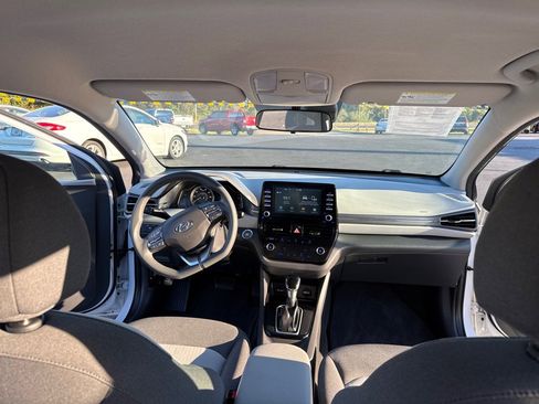 Used 2020 Hyundai Ioniq Blue image 16