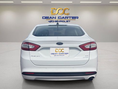 Used 2016 Ford Fusion SE w/ Equipment Group 202A FWD image 4