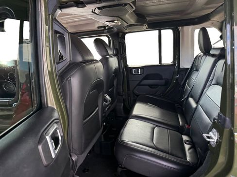 Used 2023 Jeep Wrangler Sahara w/ Cold Weather Group image 11