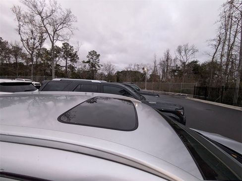 Used 2015 Honda CR-V EX-L image 10