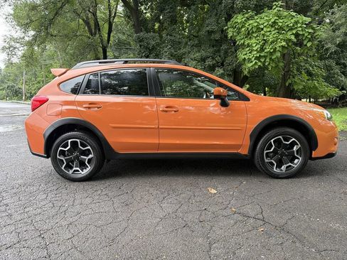 Used 2015 Subaru Crosstrek 2.0i Premium AWD/4WD image 9
