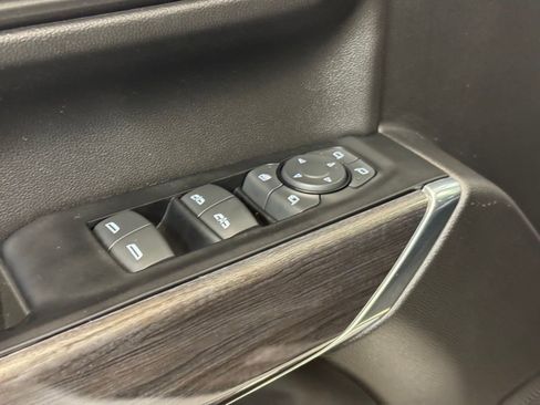 Used 2020 Chevrolet Silverado 1500 LTZ w/ LTZ Plus Package image 11