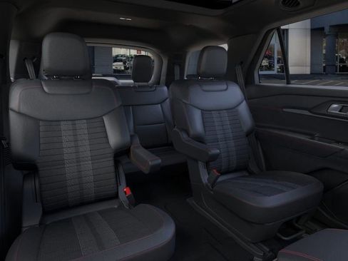 New 2026 Ford Explorer ST-Line w/ ST-Line Street Pack image 12