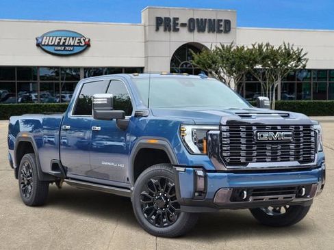 Used 2024 GMC Sierra 2500 Denali Ultimate AWD/4WD image 1