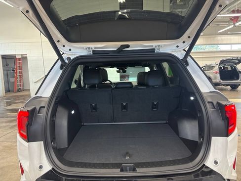 Used 2026 GMC Terrain AT4 w/ Convenience Package III AWD/4WD image 16