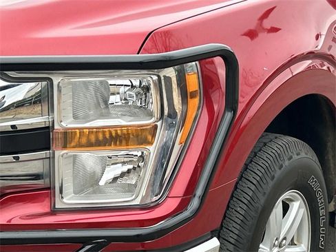 Used 2021 Ford F150 XLT image 10