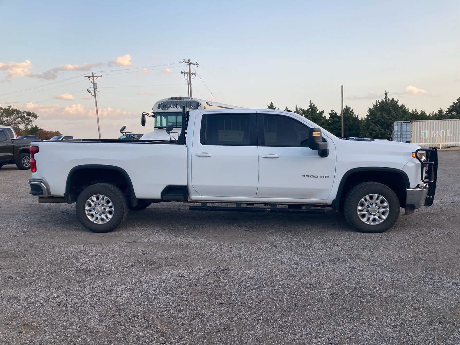 Used 2022 Chevrolet Silverado 3500 LT w/ Convenience Package AWD/4WD image 9
