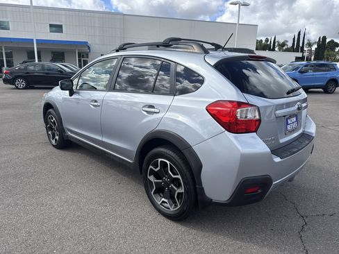 Used 2015 Subaru Crosstrek 2.0i Premium w/ Moonroof Package image 3