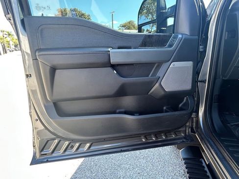 Used 2024 Ford F250 Lariat w/ Sport Appearance Package image 40