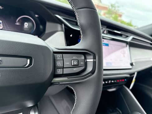 New 2026 Jeep Cherokee Laredo image 15