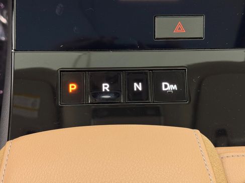 Used 2025 INFINITI QX80 Luxe w/ Cargo Package image 32