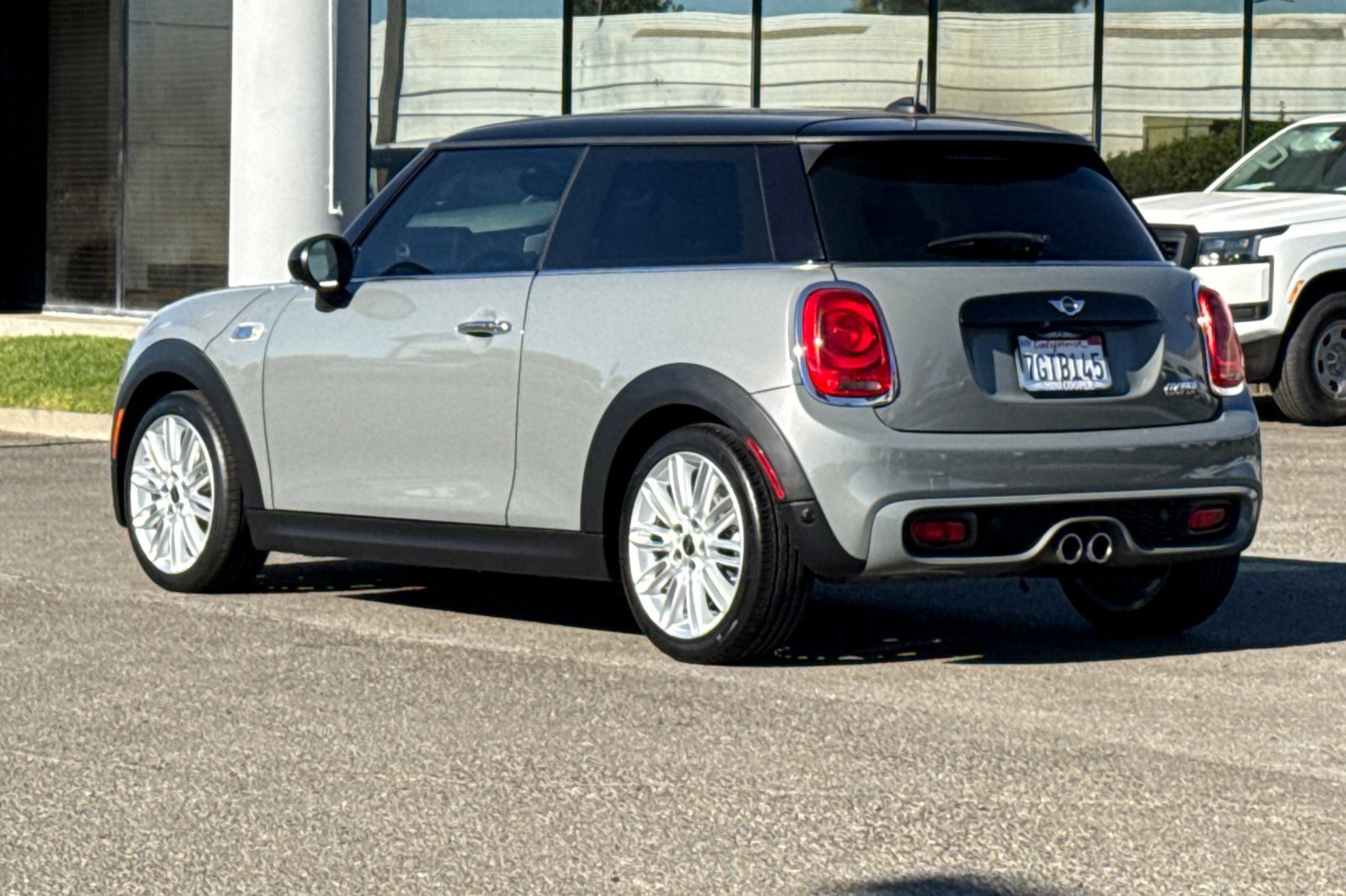 Used 2015 MINI Cooper S FWD image 8
