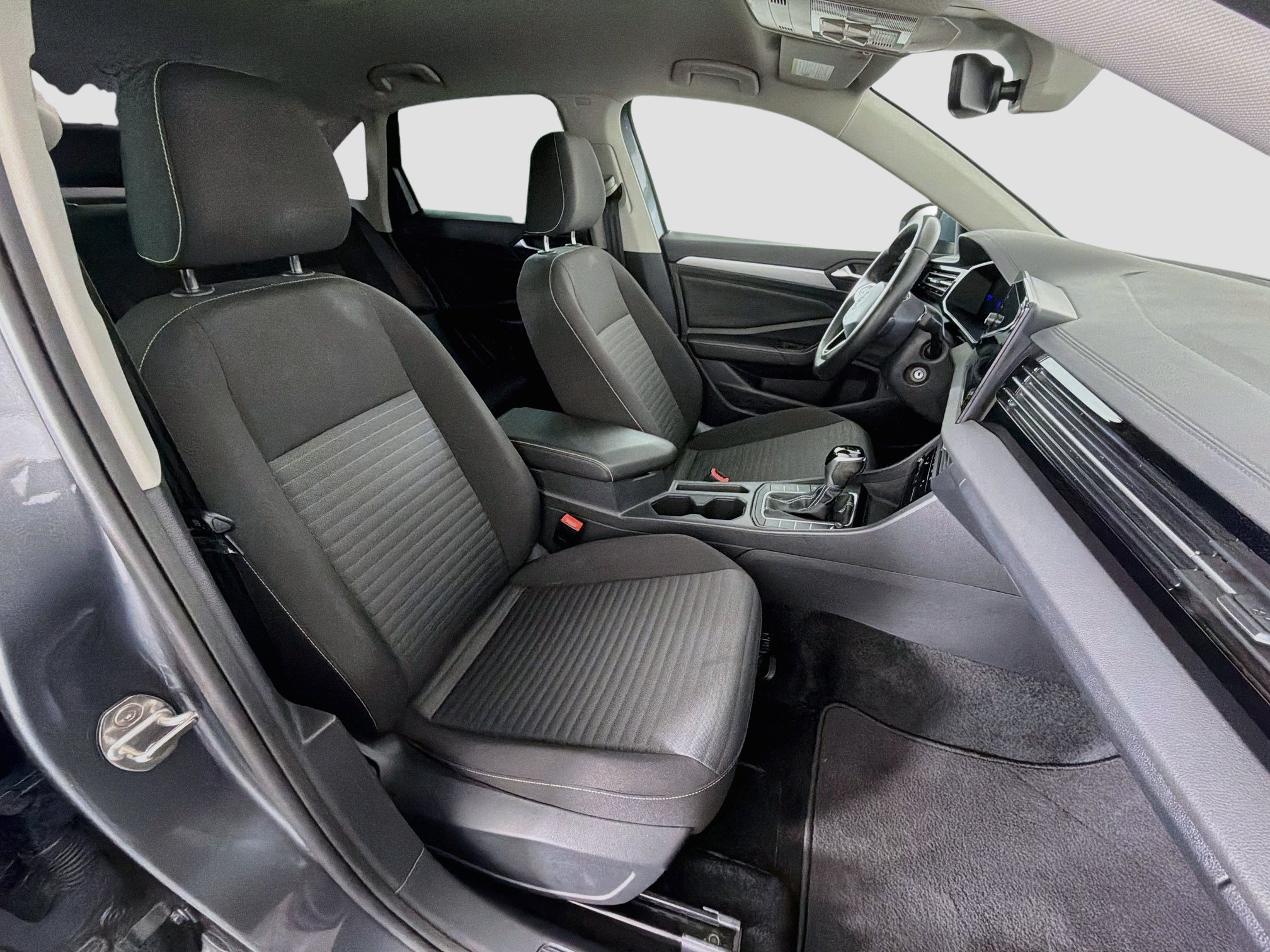 Used 2025 Volkswagen Jetta S FWD image 29