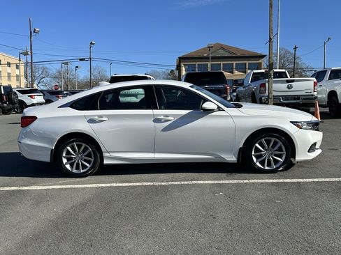 Used 2021 Honda Accord LX image 9