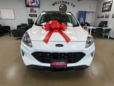 Used 2021 Ford Escape SEL w/ SEL Stealth AWD Package image 3