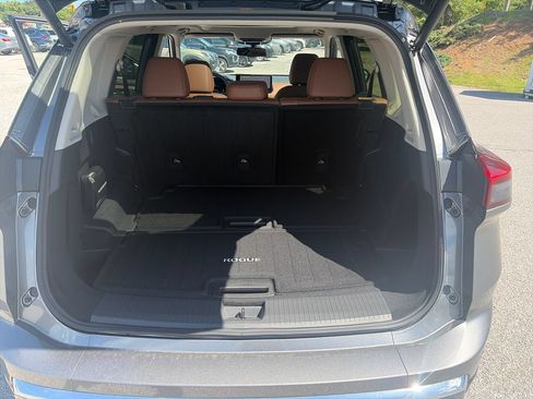 New 2026 Nissan Rogue Platinum AWD/4WD image 24