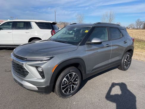 New 2026 Chevrolet TrailBlazer LT w/ Convenience Package image 3