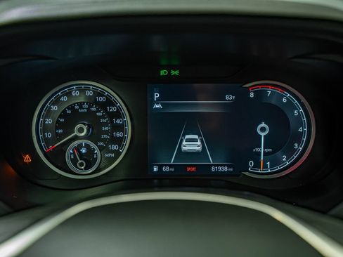 Used 2022 Genesis G70 3.3T AWD/4WD image 24