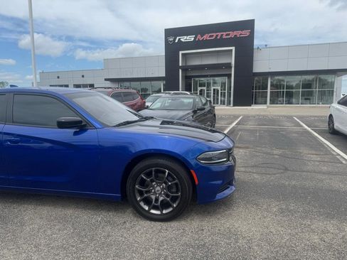 Used 2018 Dodge Charger GT w/ Blacktop Package AWD/4WD image 12