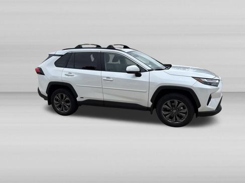 Used 2023 Toyota RAV4 XLE Premium AWD/4WD image 3