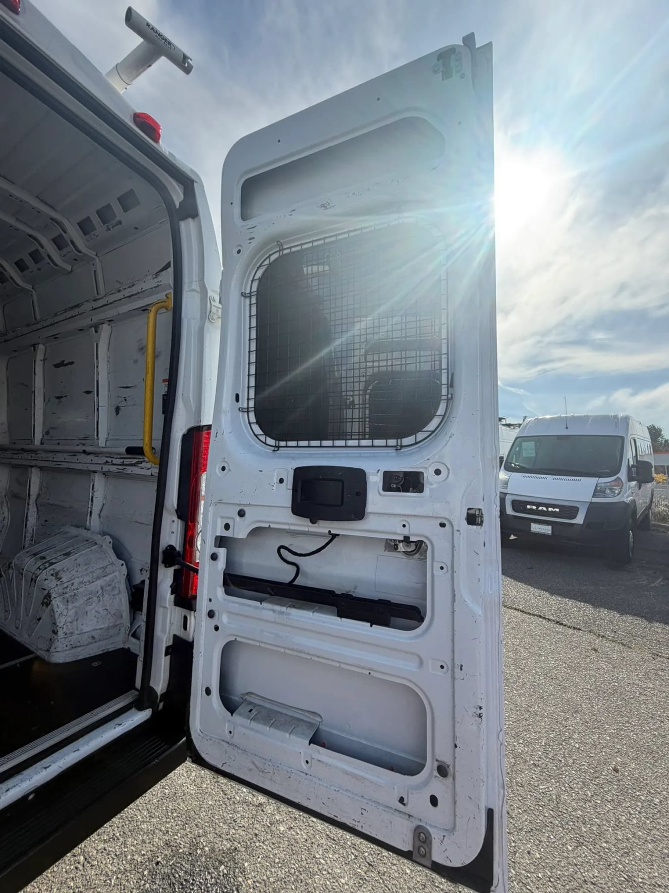 Used 2020 RAM ProMaster 2500 FWD image 21