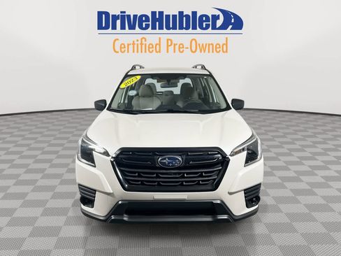 Used 2023 Subaru Forester image 3