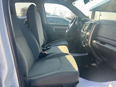 Used 2013 RAM 1500 Classic SLT w/ Premium Display Pkg image 9