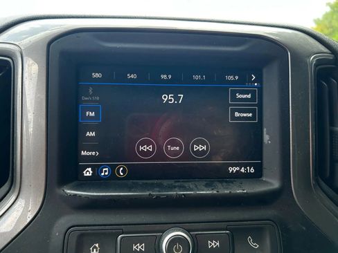 Used 2020 Chevrolet Silverado 1500 Custom w/ Trailering Package image 18