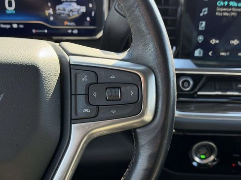 Used 2022 Chevrolet Silverado 1500 LT w/ Z71 Off-Road Package image 9