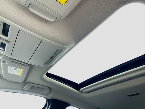 Used 2023 MAZDA MAZDA3 2.5 Turbo Sedan w/Premium Plus image 23