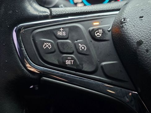 Used 2018 Chevrolet Cruze Premier image 32